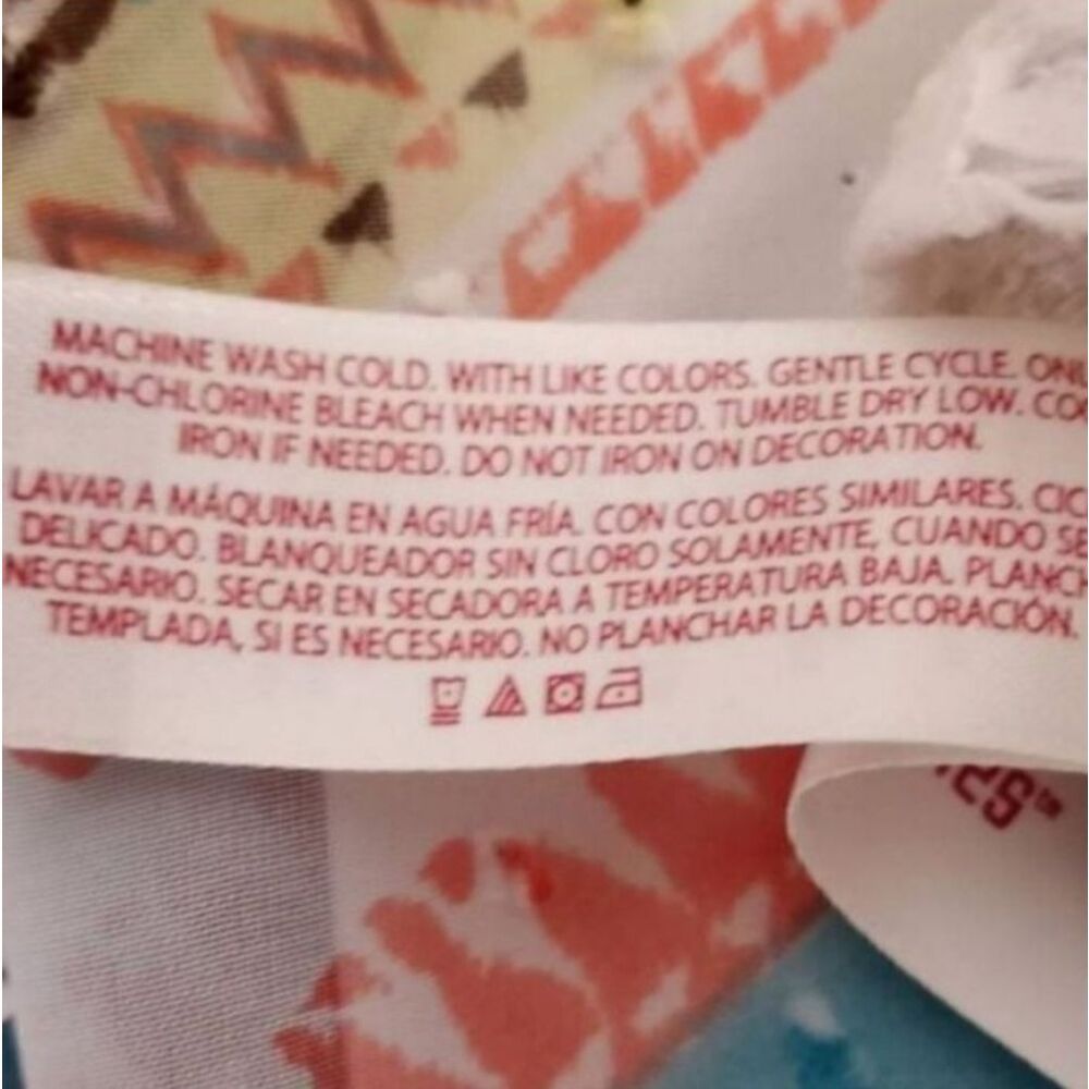 NO BOUNDARIES CREAM CROCHET & MULTICOLOR CHEVERON PRINT STRAPLESS DRESS SZ.L EUC - Picture 9 of 9